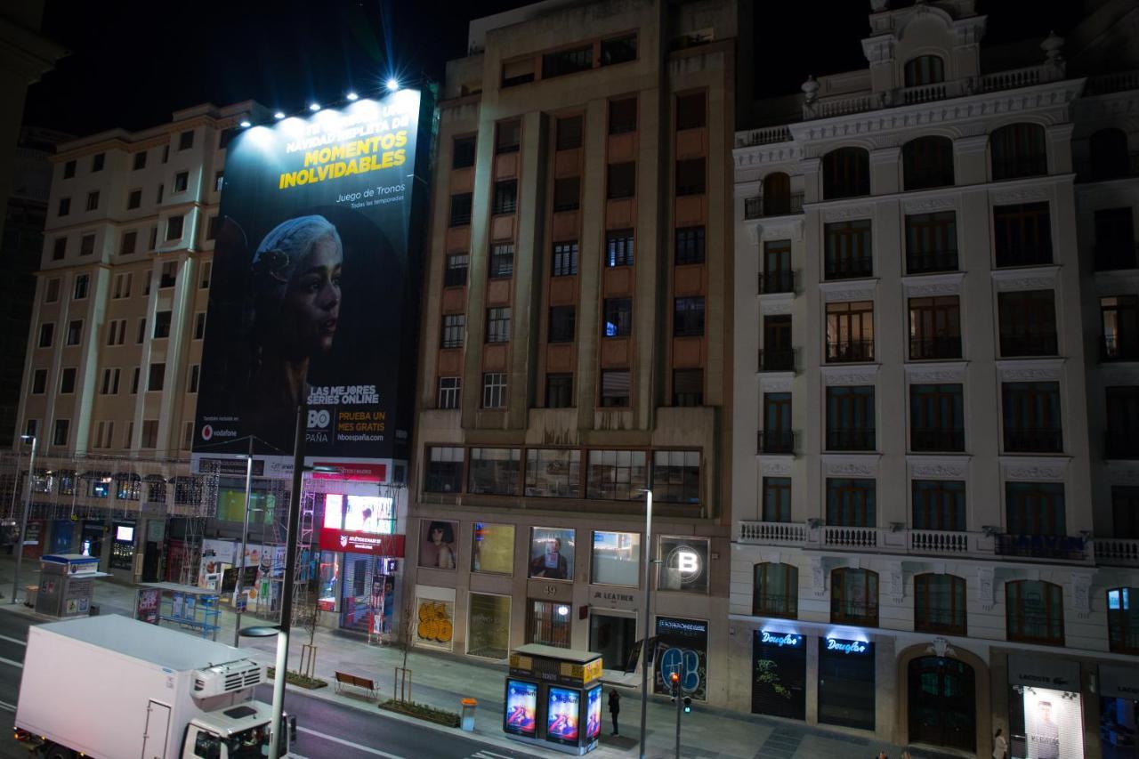 Hostal Lamalonga Hotel Madrid Exterior photo